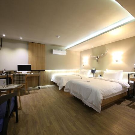 Avenue Hotel Jeonju Exterior photo