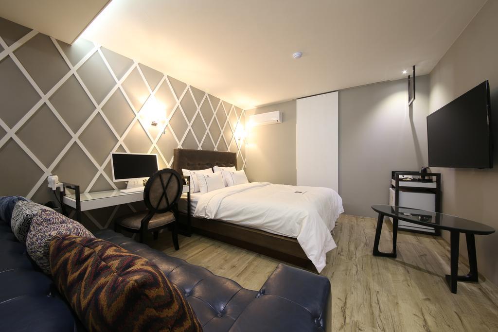 Avenue Hotel Jeonju Exterior photo